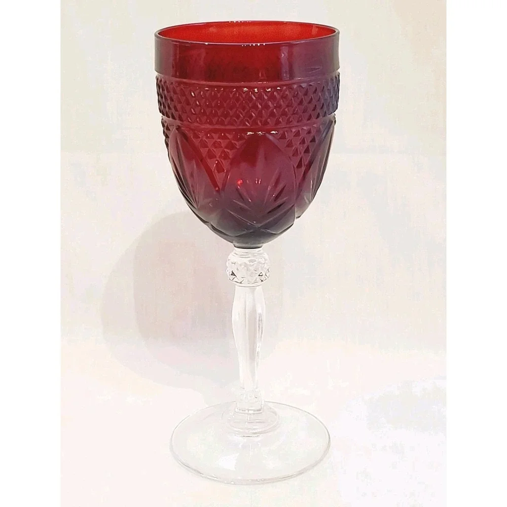 Ruby Red Luminarc Cristal D'Arques Durand 8oz Wine Glass Clear Stem 8